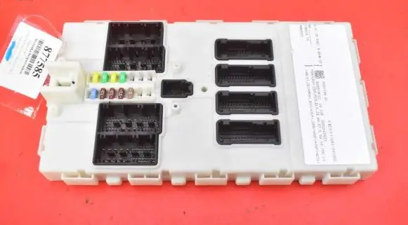 BMW 7 F01 F02 F03 F04 Fuse box set 9381104