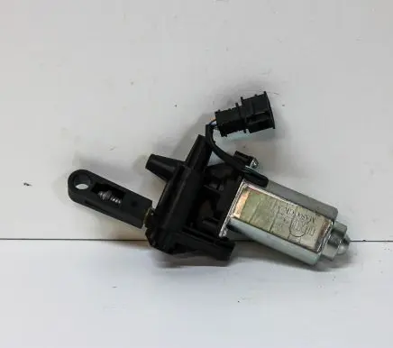 Volkswagen Phaeton Seat adjustment motor 83226725000