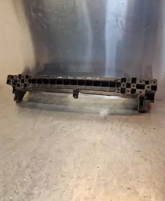 Renault Clio III Rear bumper support beam 8200807041