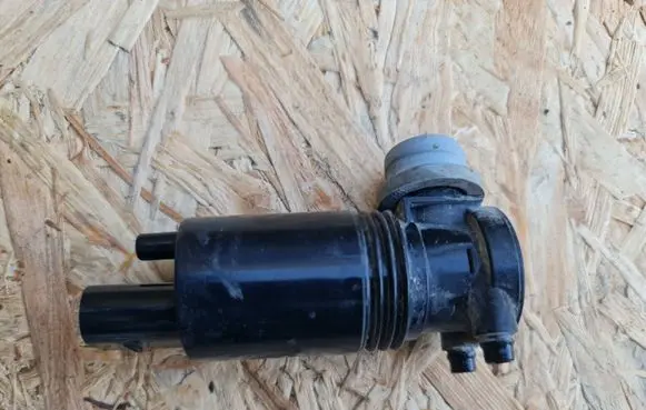 Volvo XC90 Windscreen/windshield washer pump 1037554001 827486 1506280