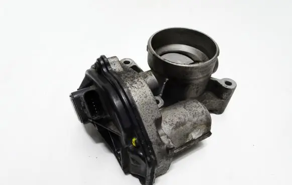 Ford Focus Throttle valve 4M5GFA