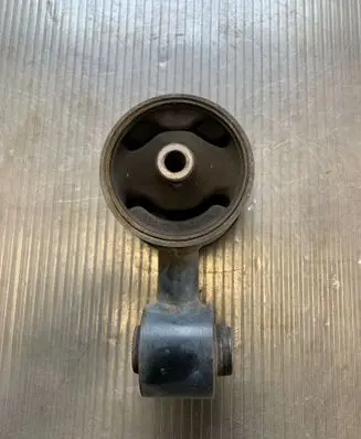 Hyundai Santa Fe Engine mount bracket 219142W000
