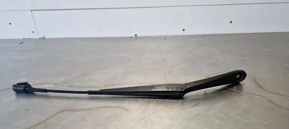 Mercedes-Benz B W246 W242 Front wiper blade arm A2468201800