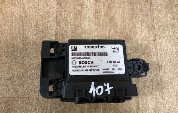 Opel Insignia A Parking PDC control unit/module 13308135 0263004340