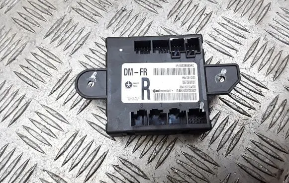 Dodge Grand Caravan Door control unit/module 05026860ac
