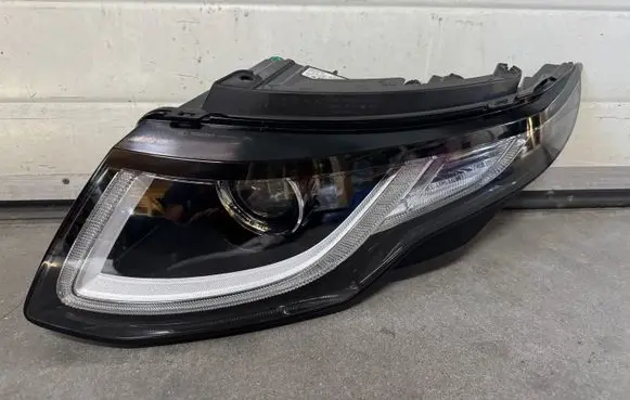 Land Rover Range Rover Evoque L538 Headlight/headlamp GJ3213W030ED