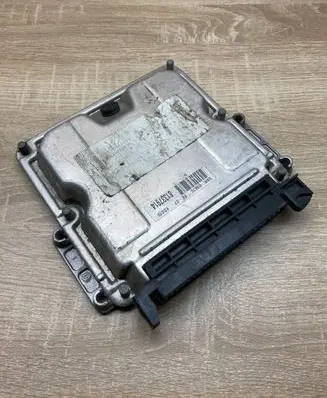 Peugeot 406 Engine control unit/module ECU 9641608080 0281010363