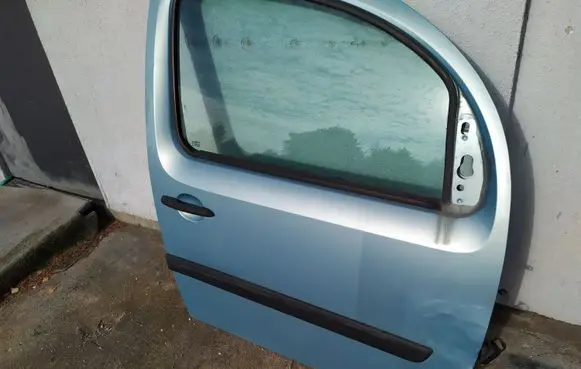 Renault Kangoo II Front door