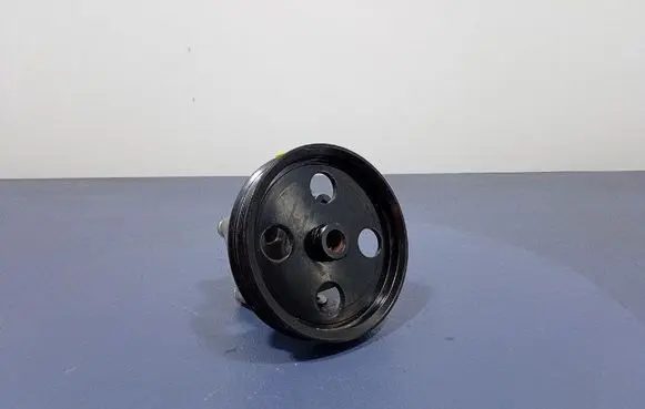 Volvo V70 Power steering pump 