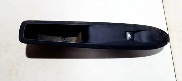Citroen DS3 Electric window control switch 96638232xt