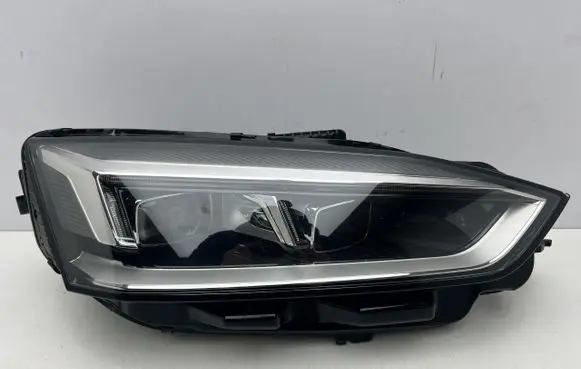 Audi A5 Headlight/headlamp 8W6941034D