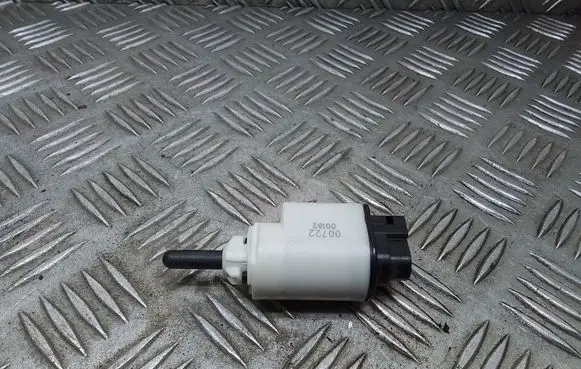 Citroen Jumpy Brake pedal sensor switch 9813503180