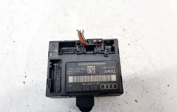 Audi Q7 4L Door control unit/module 4L0959792B 4L0910793B