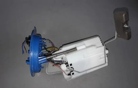 Seat Leon (5F) In-tank fuel pump 5Q0919051BF