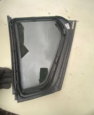 Mercedes-Benz C W205 Rear side window A2057300755 20191125