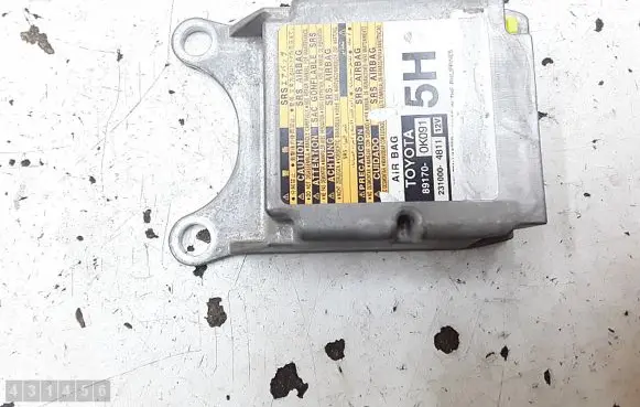 Toyota Hilux (AN10, AN20, AN30) Airbag control unit/module 891700k091