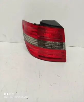 Mercedes-Benz B W245 Rear/tail lights A1698202364