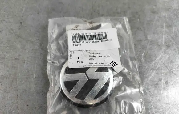 Volkswagen Tiguan Original wheel cap 3b7601171xrw