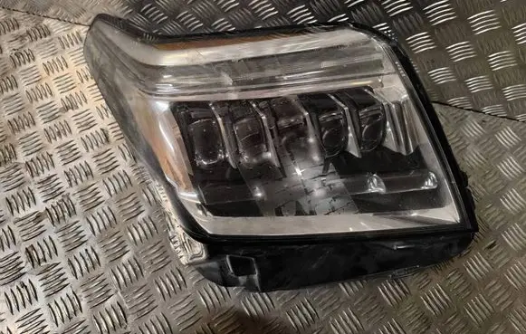 Cadillac Escalade IV Headlight/headlamp 23304390 1325656 009598397