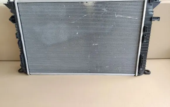 Porsche Macan (95B) Coolant radiator 95B121251 53718
