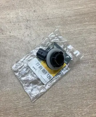 Renault Megane II Headlight part 7701059126