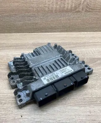 Renault Laguna III Engine control unit/module ECU S122326134A 8200981816