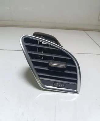 Dashboard side air vent grill/cover trim