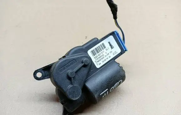Seat Leon (5F) Air flap motor/actuator 5Q0907511 T1016051R S186001004