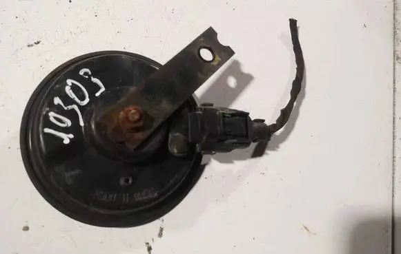 Hyundai Santa Fe Horn signal 3861038102 38610-38102