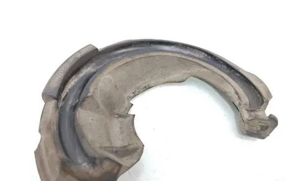 Volkswagen PASSAT B8 Front coil spring rubber mount 5Q0412545D