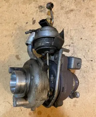 Peugeot 3008 I Turbo 9686120680 T01244V2