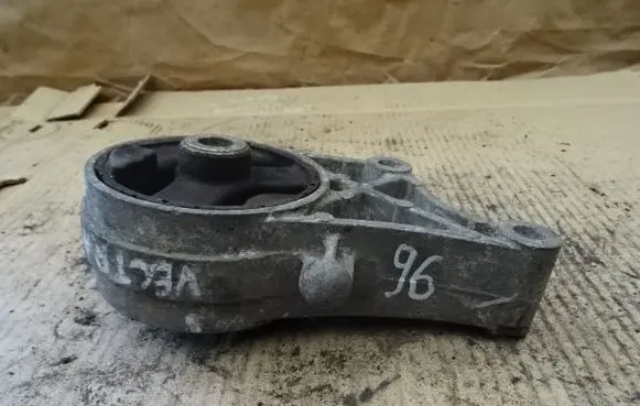 Fiat Croma Engine mount bracket 21031138