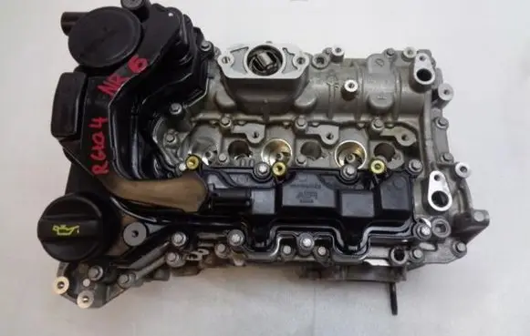 Citroen C5 Aircross Engine head 9811346480