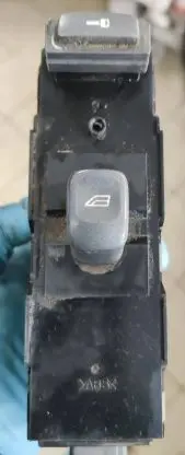 Volvo S60 Electric window control switch 30658117 02W51E MP51BB00184