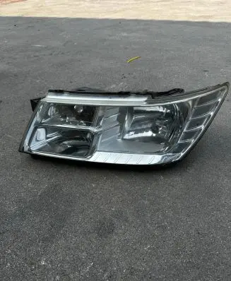 Dodge Journey Headlight/headlamp 05067789AA