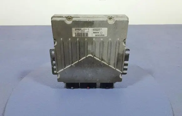 Renault Laguna II Engine control unit/module ECU 8200200577