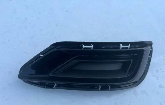 Audi Q8 Rear bumper trim bar molding 4M8807319A