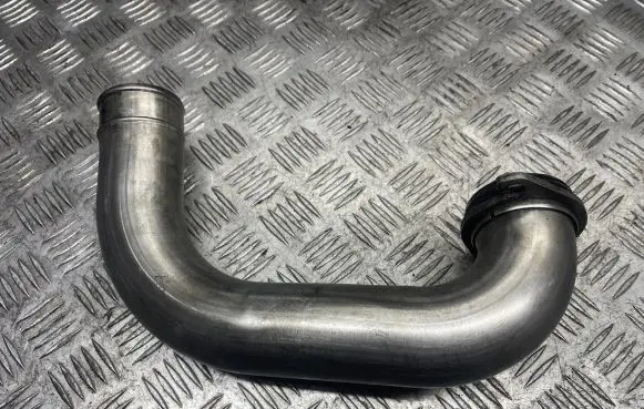 BMW 5 E60 E61 Intercooler hose/pipe 7801222 145130