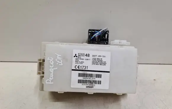 Peugeot iOn Comfort/convenience module 8637A748 G8C930MC2B17 18637A743