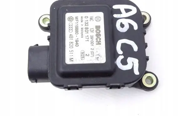 Audi A6 Allroad C5 A/C air flow flap actuator/motor 0132801171