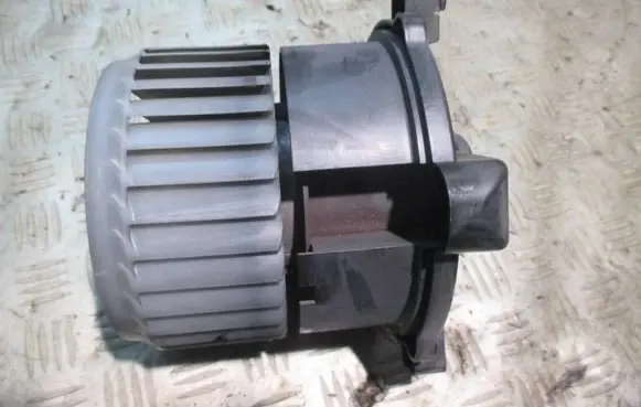 Smart ForFour I Heater fan/blower 325043501