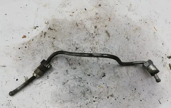 Toyota Avensis Verso Fuel injector supply line/pipe NOCODE