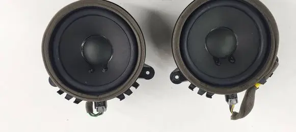 Volvo XC60 Rear door speaker 30657445444 30657445