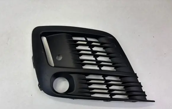Citroen Jumpy Front bumper lower grill 981172337 K3160