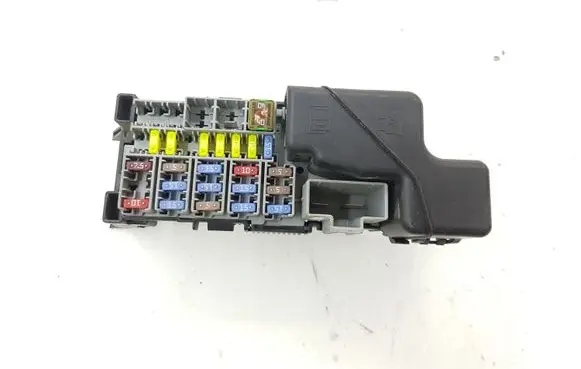 Volvo S60 Fuse module DPN13800159HVB