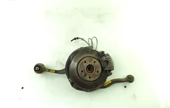 BMW 5 E60 E61 Front wheel hub spindle knuckle 6760953L