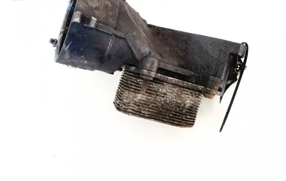 Ford Focus C-MAX Oil filter cover 