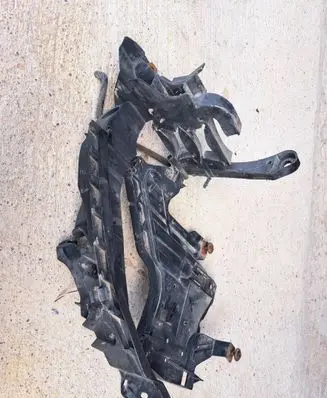 Audi A4 S4 B8 8K Headlight/headlamp mounting bracket 8K0805607A 2002837