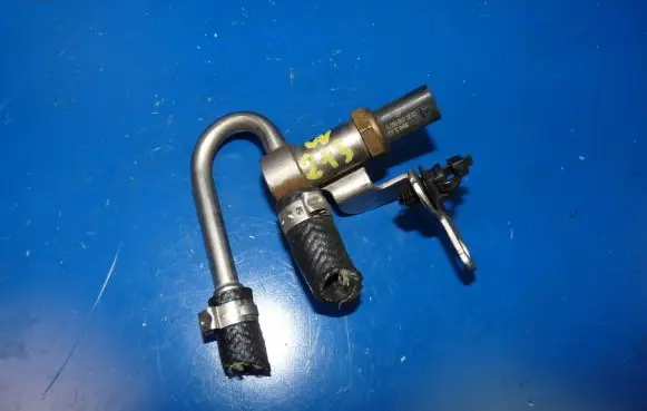 Mercedes-Benz E W213 Fuel temperature sensor A0009051203