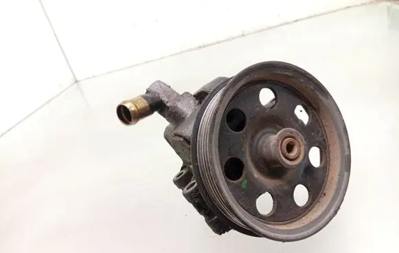 Ford Focus Power steering pump HBDFX